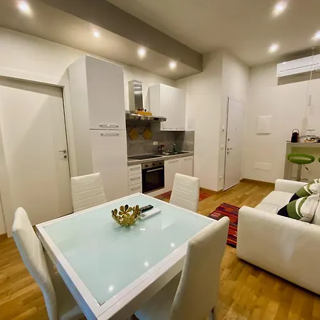 Apartment Leo's